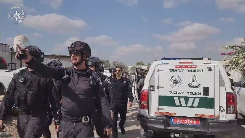 الشرطة : القبض على 28 مشتبهًا في مدينة رهط